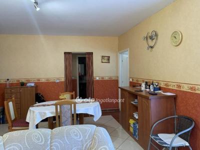 Eladó lakás Szeged