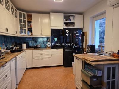 Eladó családi ház Fót