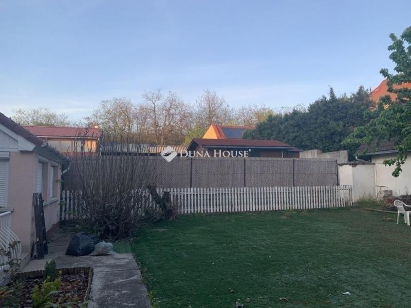 Eladó családi ház Fót