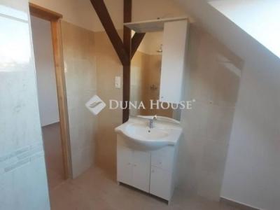 Eladó családi ház Fót