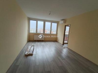 Eladó lakás Vác