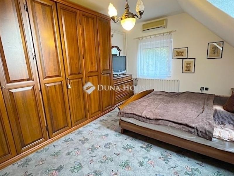 Eladó családi ház Erdőkertes