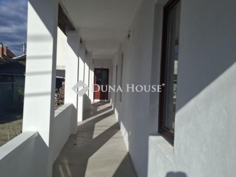 Eladó családi ház Piliscsaba