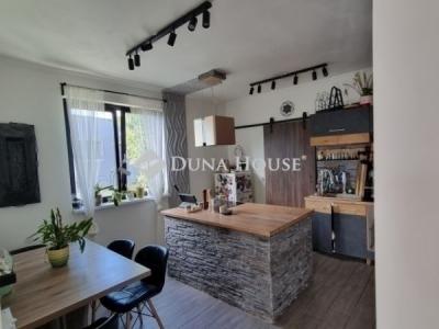 Eladó családi ház Budaörs