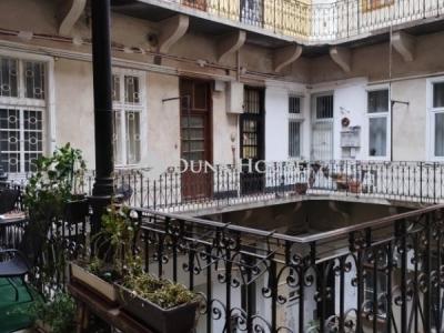 Eladó lakás Budapest