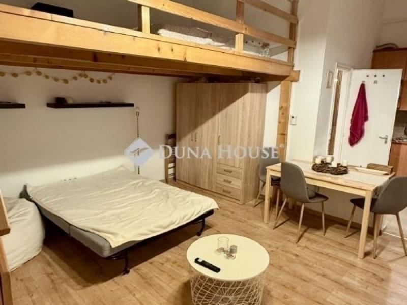 Eladó lakás Budapest