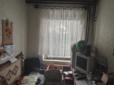 Eladó családi ház Érd