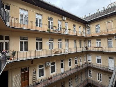 Eladó lakás Budapest