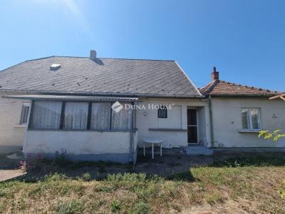 Eladó családi ház Vonyarcvashegy