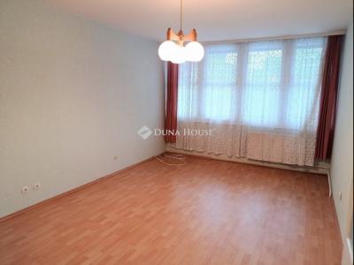 Eladó lakás Zalaegerszeg