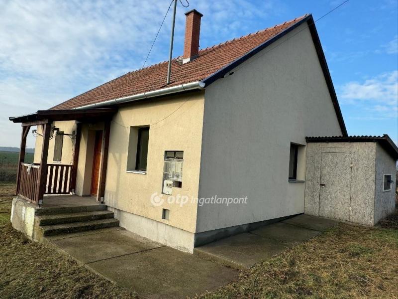 Eladó családi ház Tiszafüred Tiszaszőlős