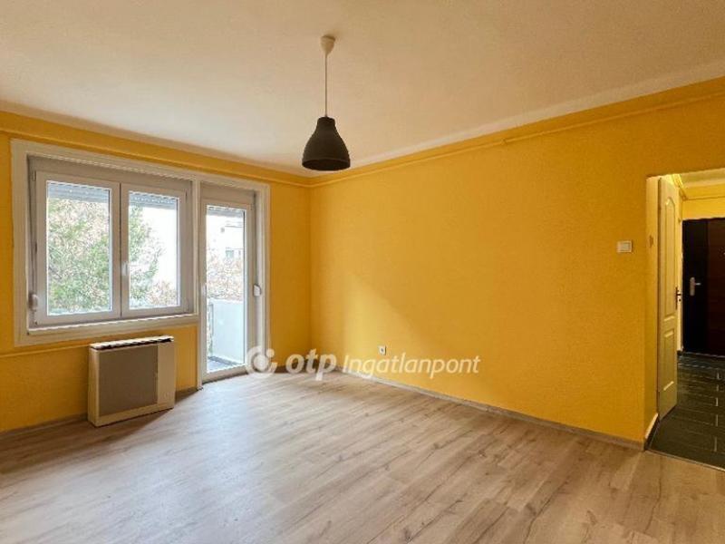 Eladó lakás Eger
