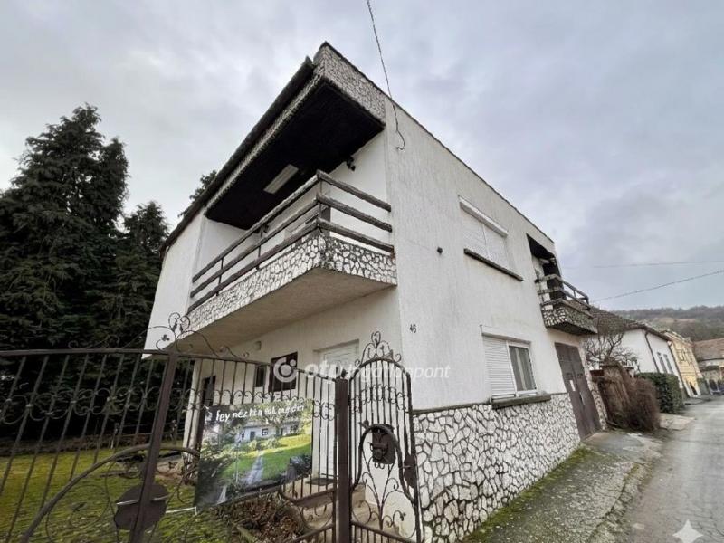 Eladó családi ház Tokaj