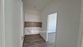 Eladó lakás Tápiószele