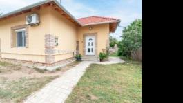 Eladó családi ház Budapest