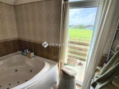 Eladó lakás Kistarcsa