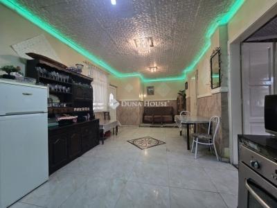 Eladó családi ház Budapest