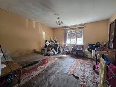 Eladó családi ház Budapest