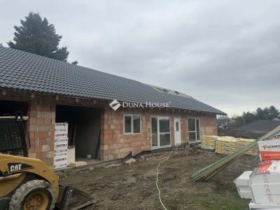 Eladó lakás Szigetszentmárton