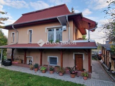 Eladó családi ház Budapest