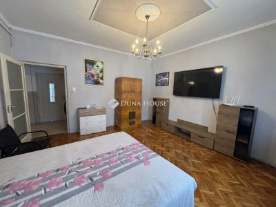 Eladó családi ház Budapest