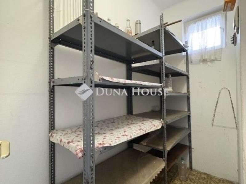 Eladó családi ház Gyál