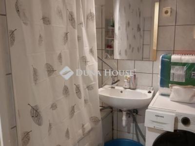 Eladó lakás Tököl