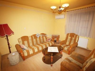 Eladó családi ház Örkény