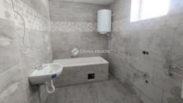 Eladó családi ház Törtel