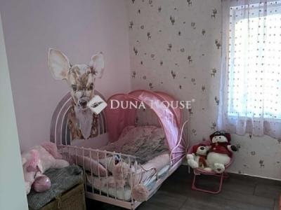 Eladó családi ház Halásztelek