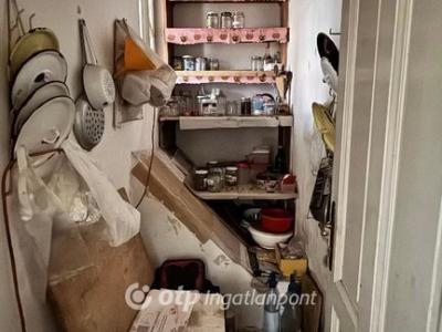 Eladó családi ház Pápa