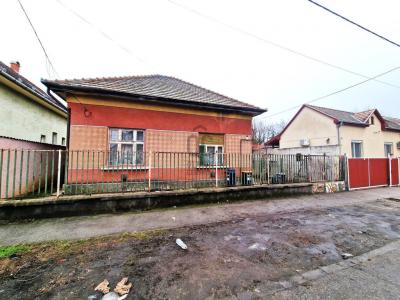 Eladó családi ház Budapest