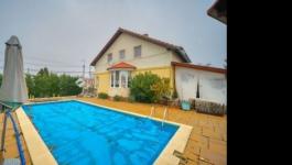 Eladó lakás Üllő