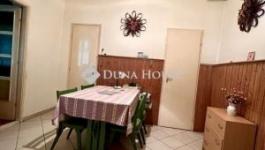 Eladó családi ház Budapest