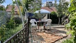 Eladó családi ház Budapest