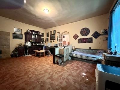 Eladó családi ház Budapest