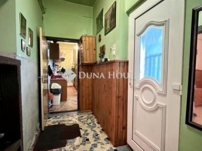 Eladó családi ház Budapest