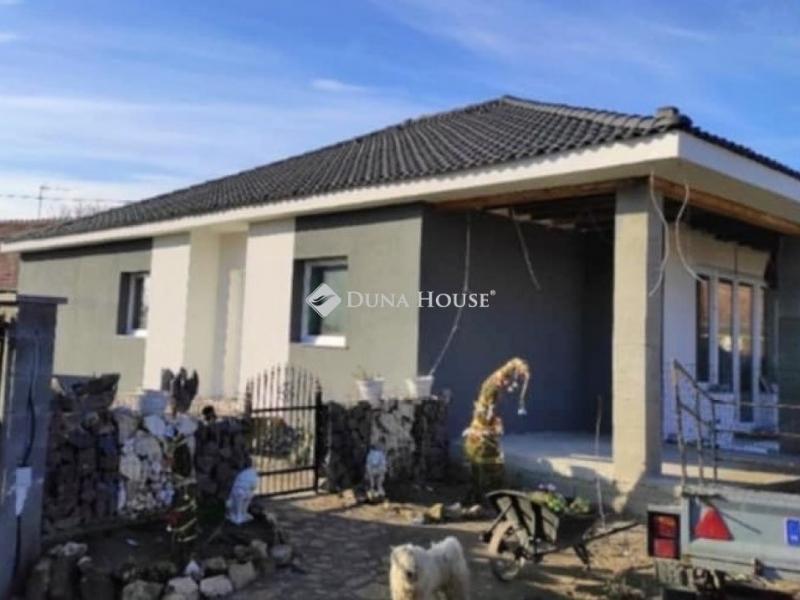 Eladó családi ház Pilis