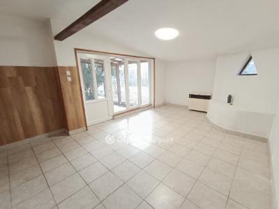 Eladó lakás Tuzsér