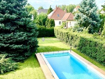 Eladó családi ház Budapest