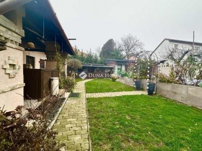 Eladó családi ház Budapest