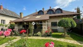 Eladó családi ház Budapest