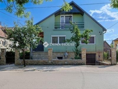 Eladó családi ház Budapest
