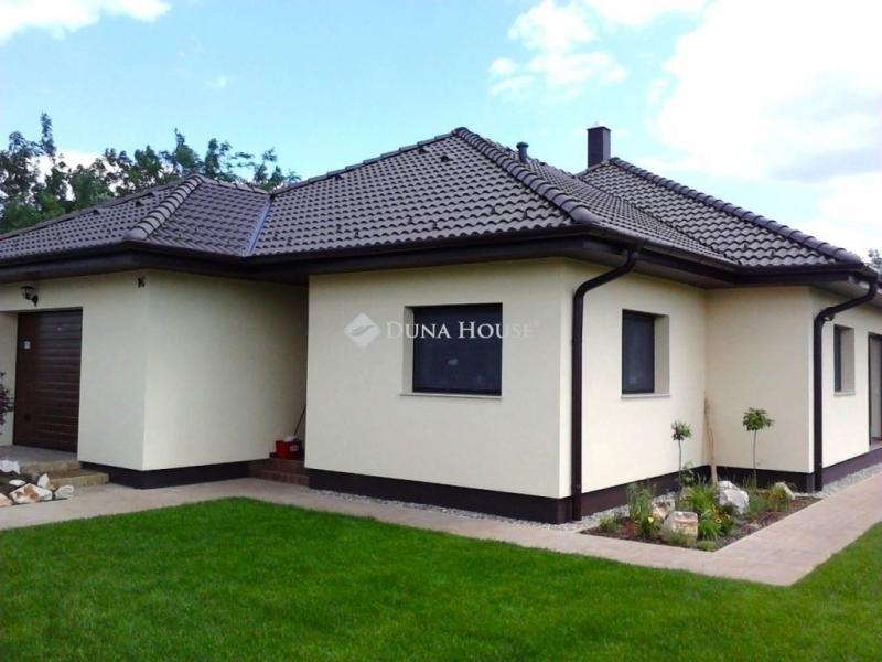 Eladó ikerház Erdőkertes