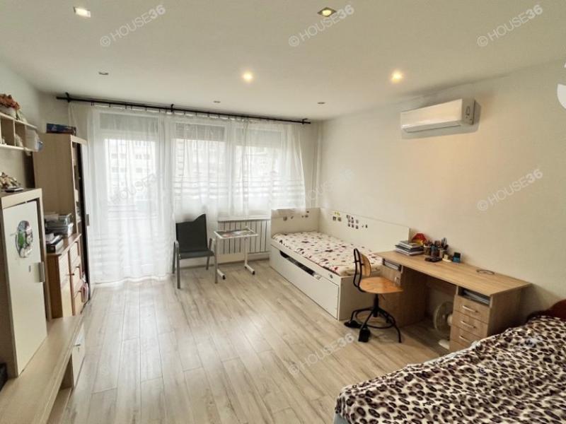 Eladó lakás Kecskemét