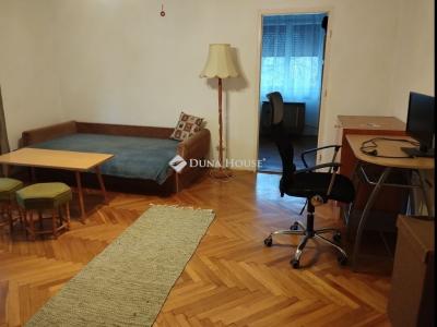 Eladó lakás Székesfehérvár