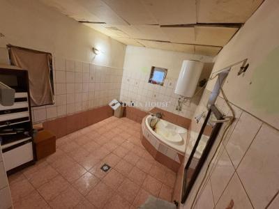 Eladó családi ház Nagykáta