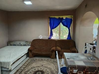 Eladó családi ház Tápiószentmárton