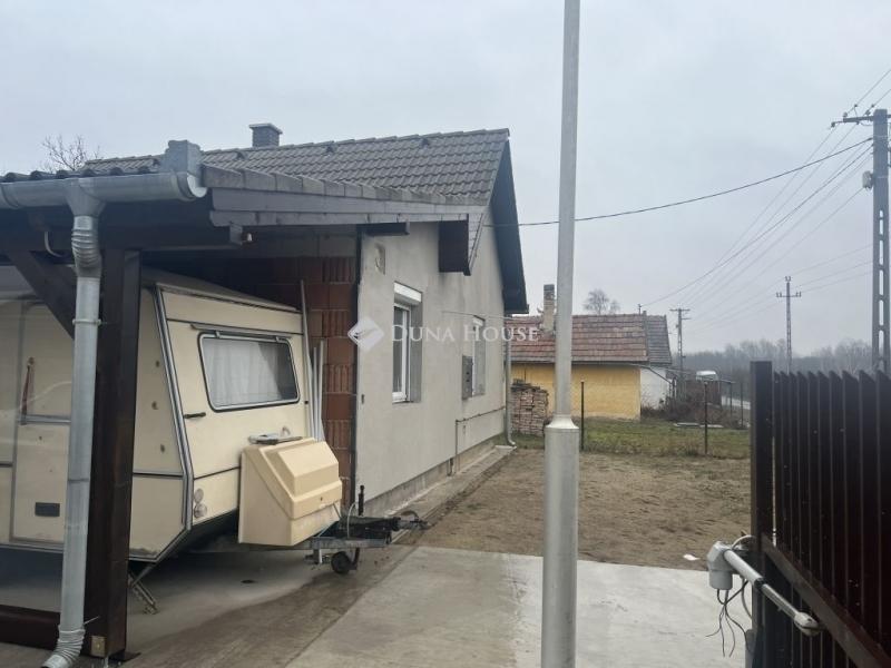 Eladó családi ház Csévharaszt