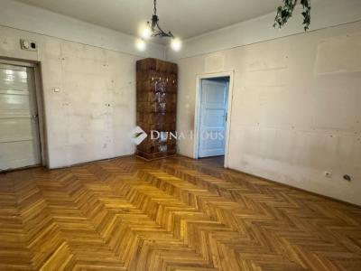 Eladó lakás Debrecen